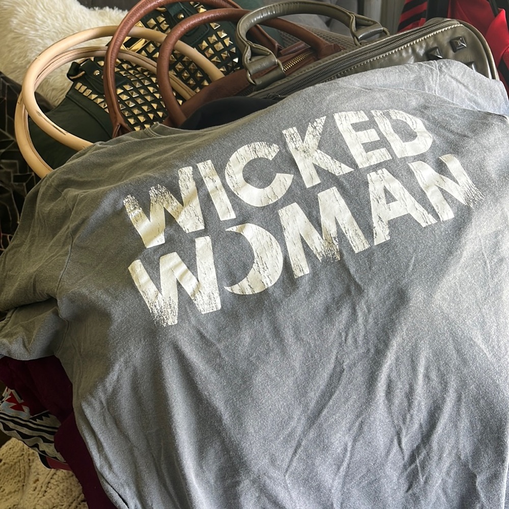 Wicked women T-shirt